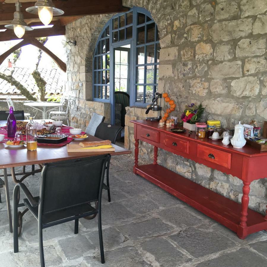L'Apogee Bed & Breakfast Labeaume Exterior foto